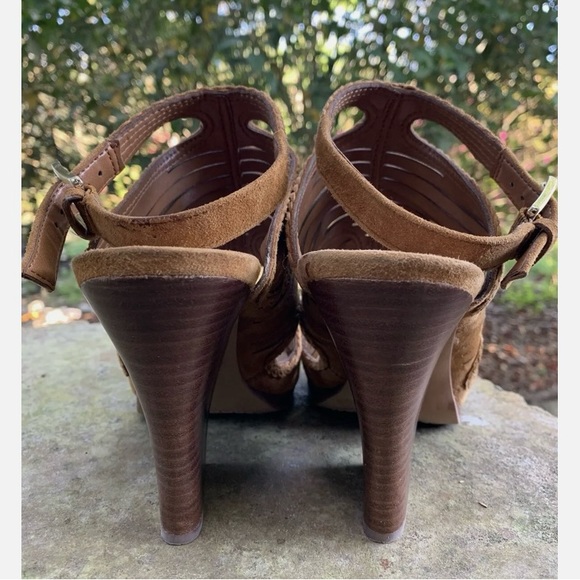 Vince camuto Strappy Copper Janil ankle heels - Picture 4 of 6